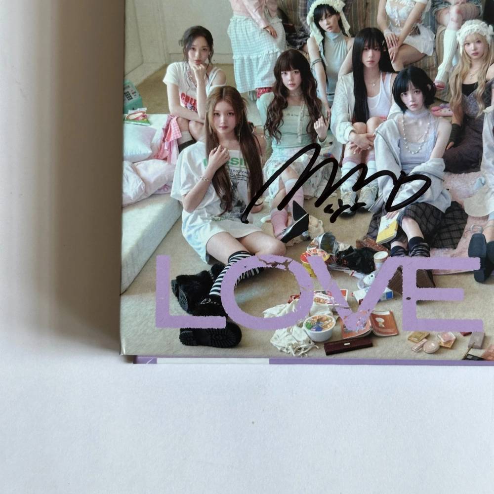 TRIPLES 7TH MINI ALBUM 'LOVE&POP PT.1' BLOOMING FLOWER NEPTUNE